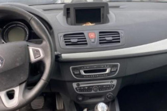 Calculateur moteur RENAULT MEGANE 3