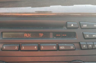Interrupteur de leve vitre avant droit BMW SERIE 1 E87