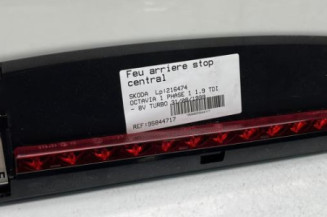 Feu arriere stop central SKODA OCTAVIA 1