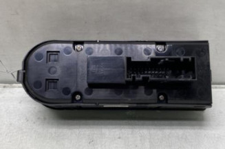 Interrupteur de leve vitre avant gauche OPEL ZAFIRA B