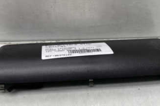 Feu arriere stop central OPEL CORSA C