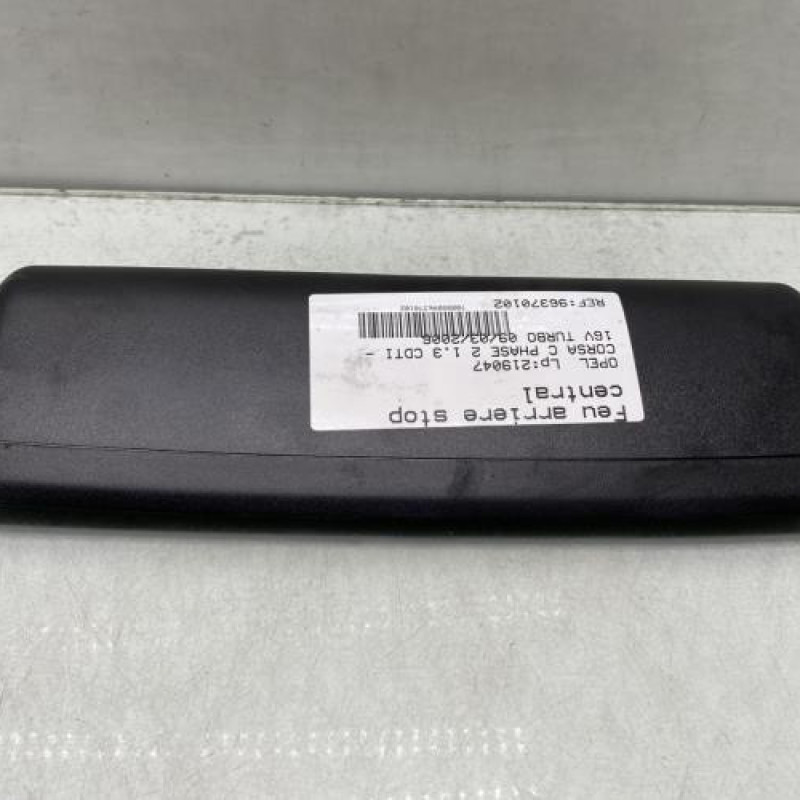 Feu arriere stop central OPEL CORSA C Photo n°3
