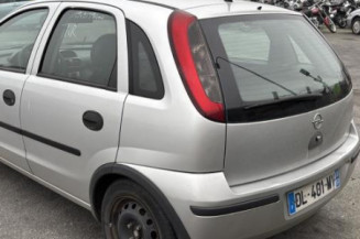Feu arriere stop central OPEL CORSA C