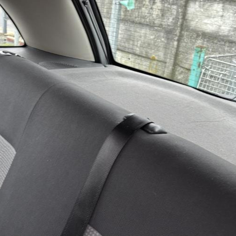 Feu arriere stop central OPEL CORSA C Photo n°15