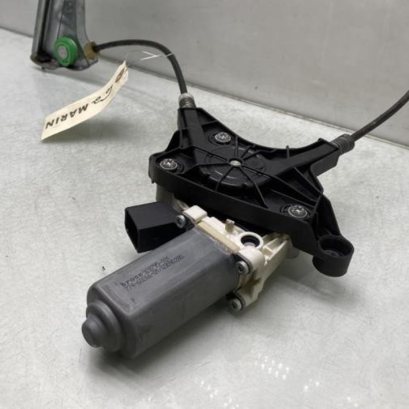 Leve vitre electrique avant gauche MERCEDES VITO 639 Photo n°7