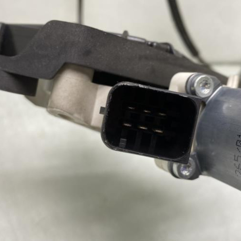Leve vitre electrique avant gauche MERCEDES VITO 639 Photo n°8