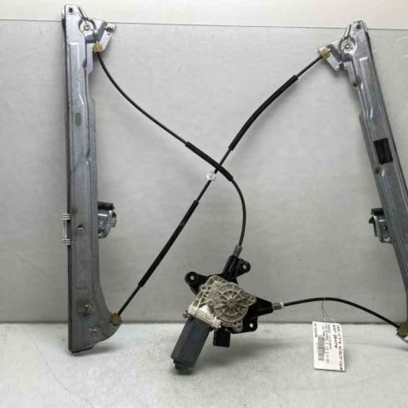 Leve vitre electrique avant gauche MERCEDES VITO 639 Photo n°9