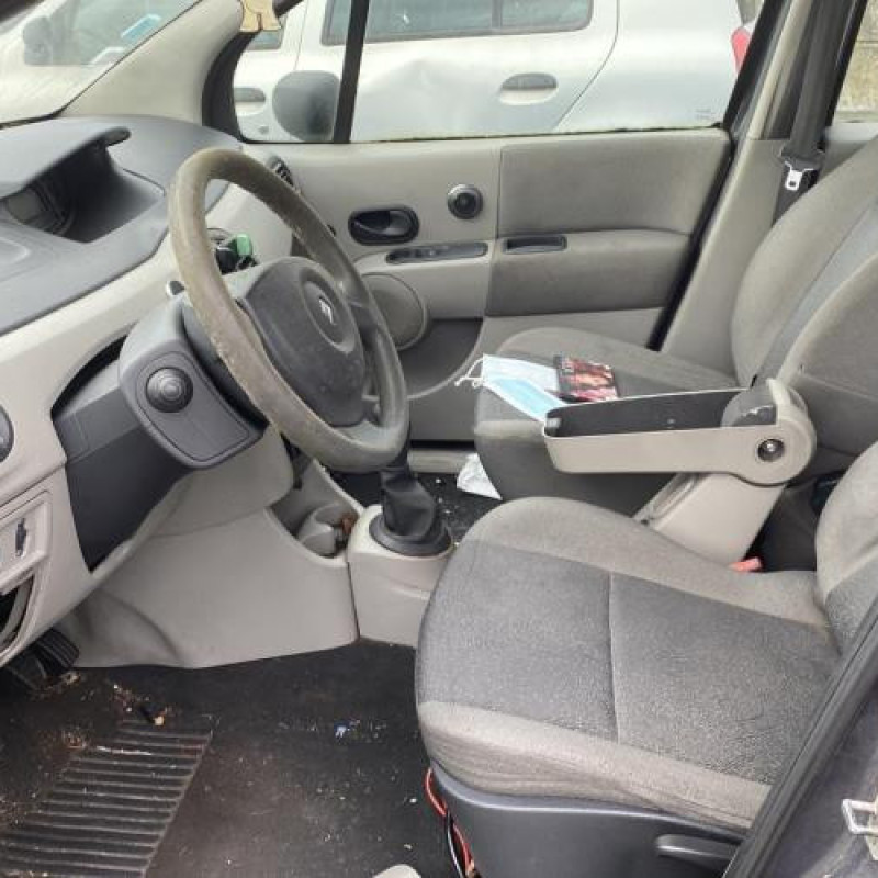 Leve vitre electrique avant droit RENAULT MODUS Photo n°20