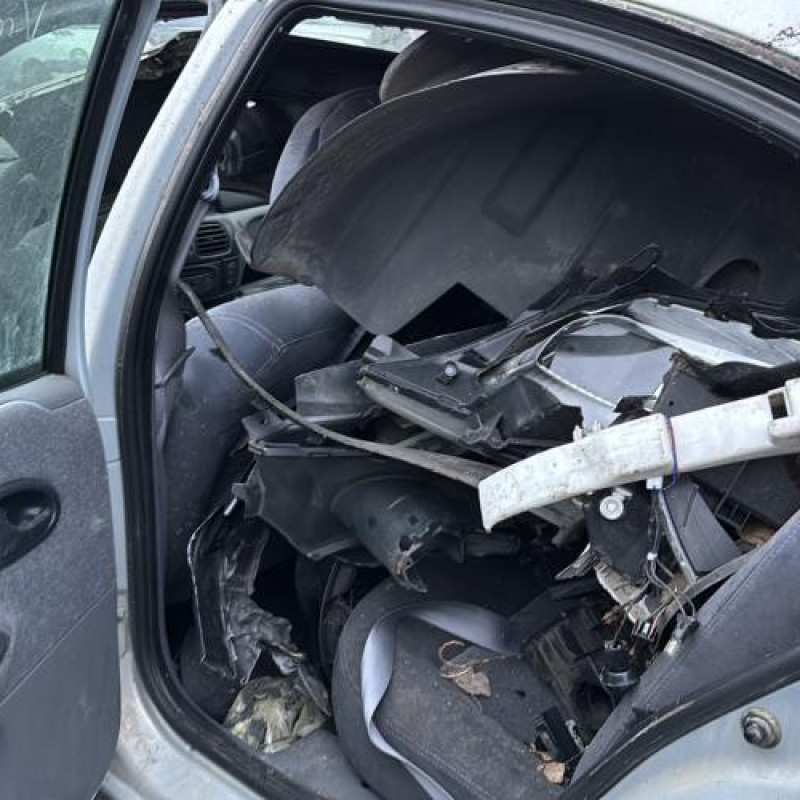 Leve vitre electrique avant droit RENAULT MEGANE 1 Photo n°16