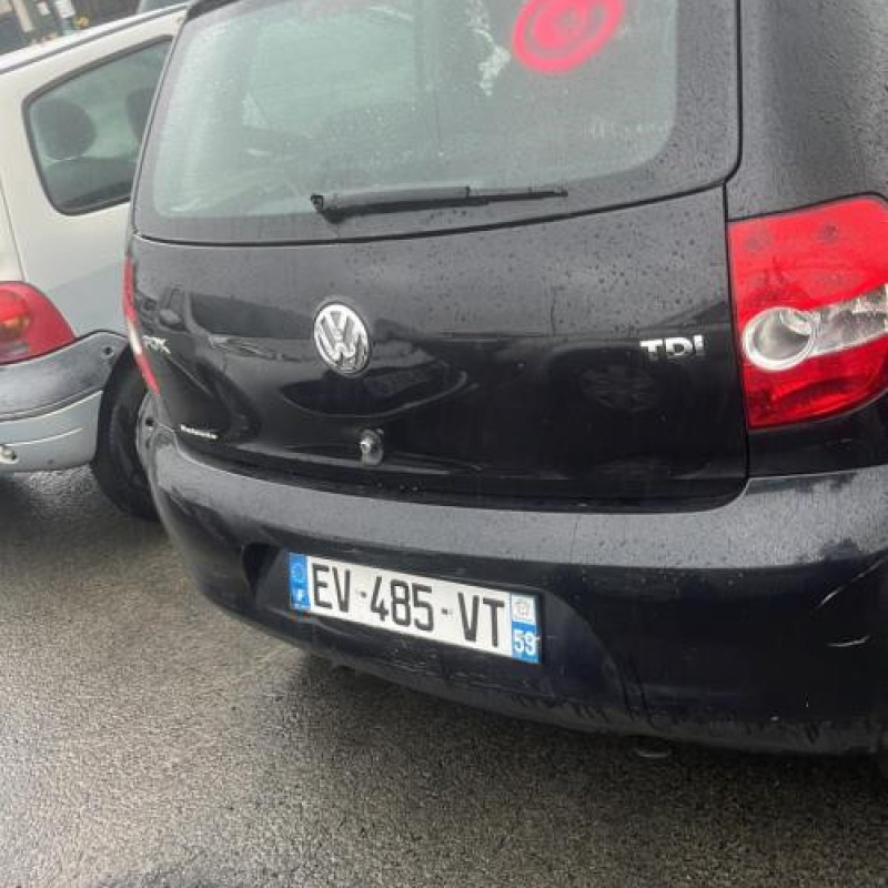 Leve vitre electrique avant droit VOLKSWAGEN FOX Photo n°8