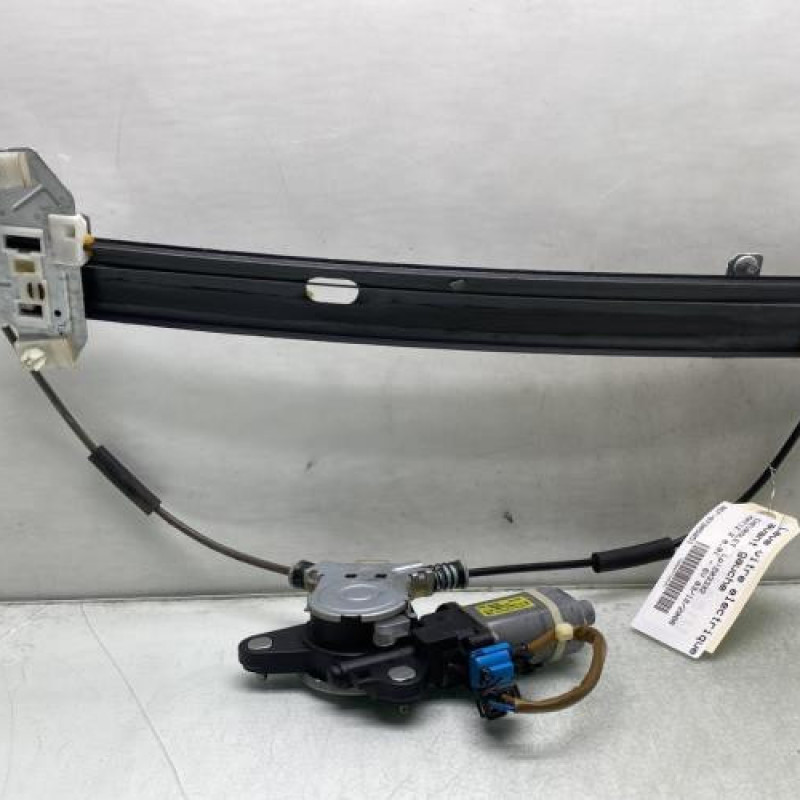 Leve vitre electrique avant gauche CHEVROLET MATIZ 2 Photo n°1