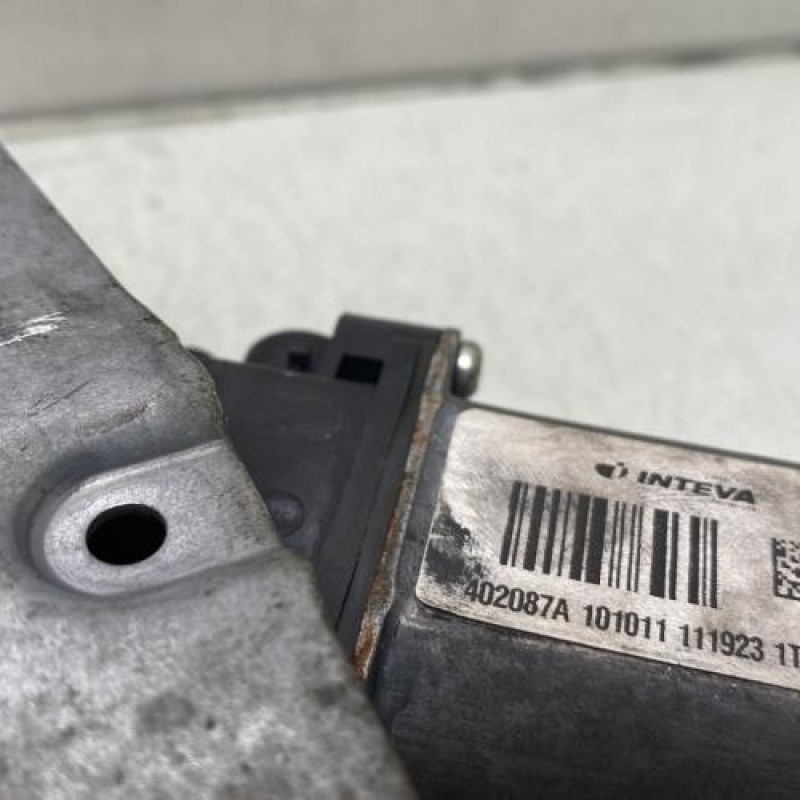 Leve vitre electrique avant gauche RENAULT KANGOO 2 Photo n°10