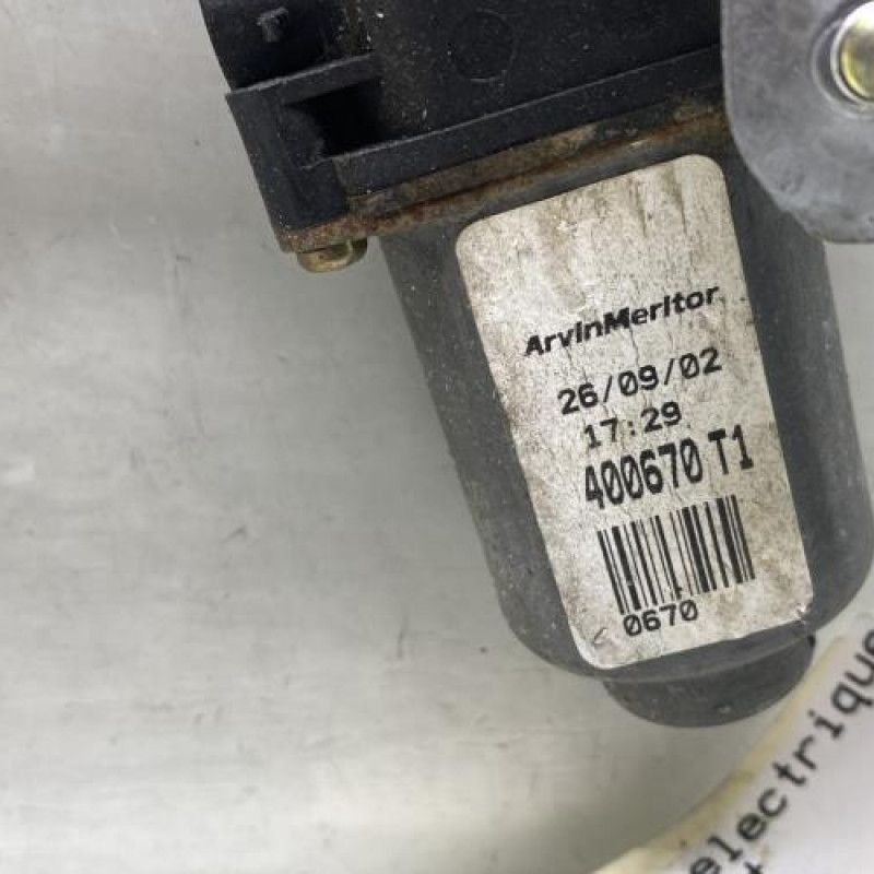 Leve vitre electrique arriere droit RENAULT LAGUNA 2 Photo n°7