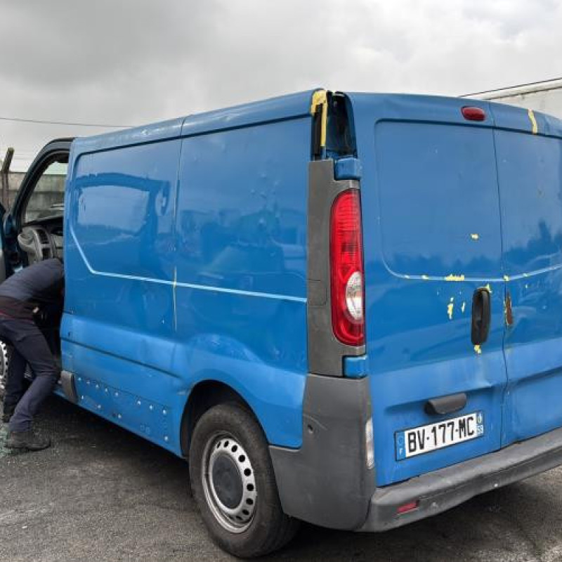 Demarreur RENAULT TRAFIC 2 Photo n°9