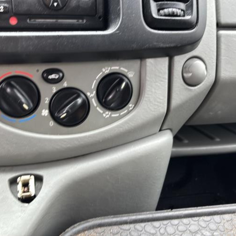 Demarreur RENAULT TRAFIC 2 Photo n°19
