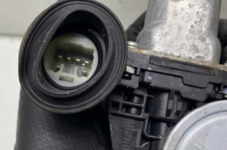 Leve vitre electrique avant droit SUZUKI SWIFT 3