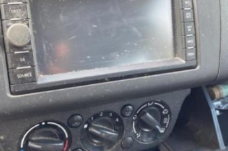 Leve vitre electrique avant droit SUZUKI SWIFT 3