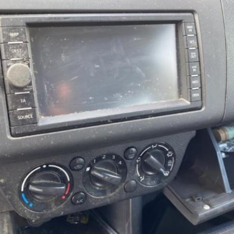 Leve vitre electrique avant droit SUZUKI SWIFT 3 Photo n°18