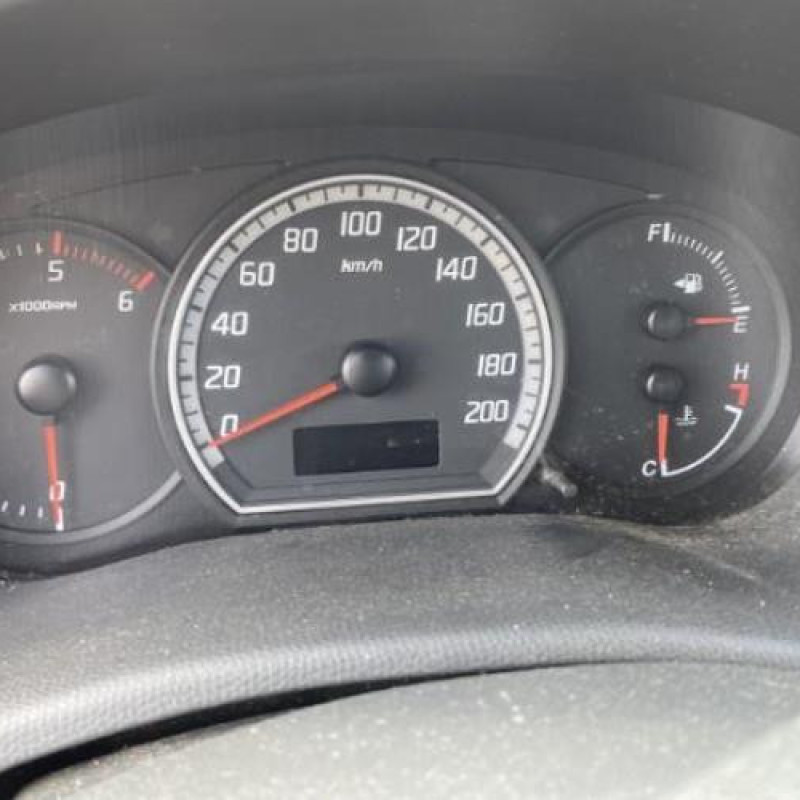 Leve vitre electrique avant droit SUZUKI SWIFT 3 Photo n°19