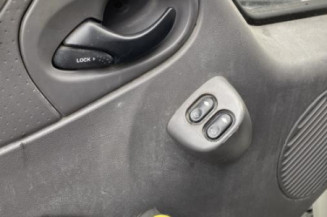 Leve vitre electrique avant droit FORD TRANSIT 3