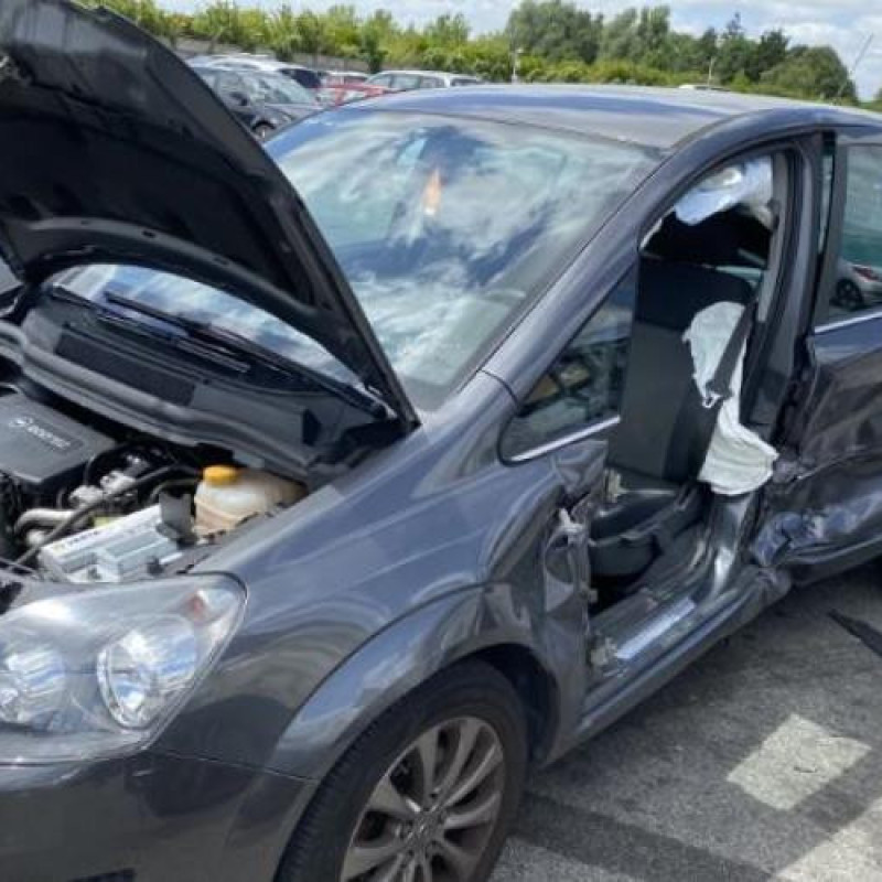 Neiman OPEL ZAFIRA B Photo n°6