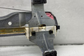 Leve vitre electrique avant gauche PEUGEOT 208 1