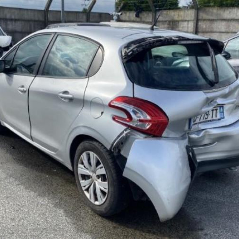 Leve vitre electrique avant gauche PEUGEOT 208 1 Photo n°9