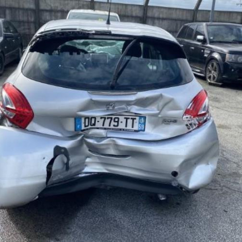 Leve vitre electrique avant gauche PEUGEOT 208 1 Photo n°10