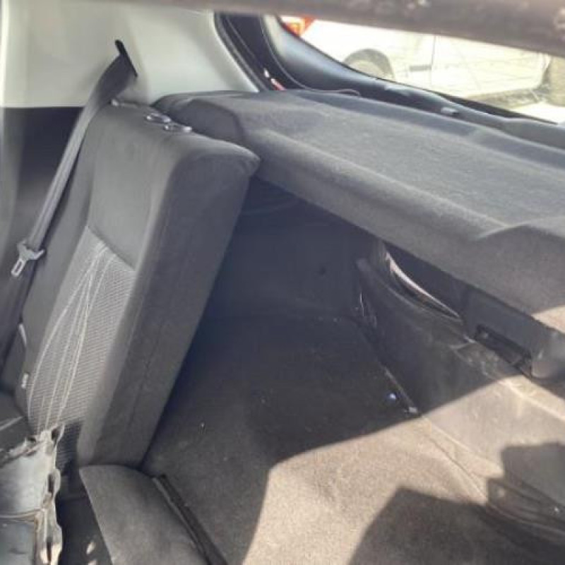 Leve vitre electrique avant gauche PEUGEOT 208 1 Photo n°16