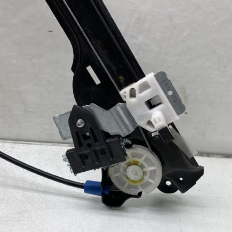 Leve vitre electrique avant droit NISSAN QASHQAI 1 Photo n°2