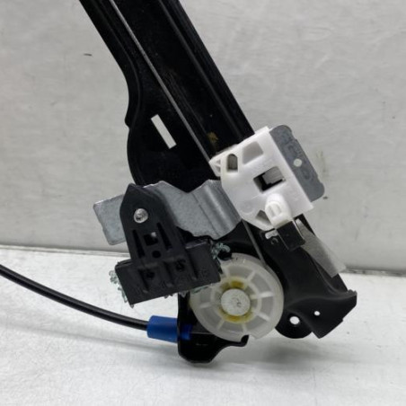 Leve vitre electrique avant droit NISSAN QASHQAI 1