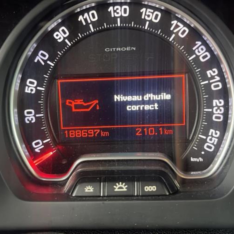 Leve vitre electrique arriere gauche CITROEN C5 2 Photo n°17