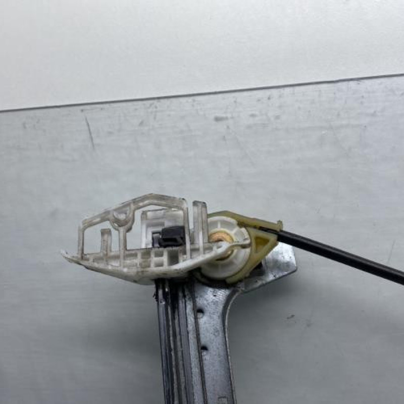 Leve vitre electrique avant droit CITROEN XSARA Photo n°3