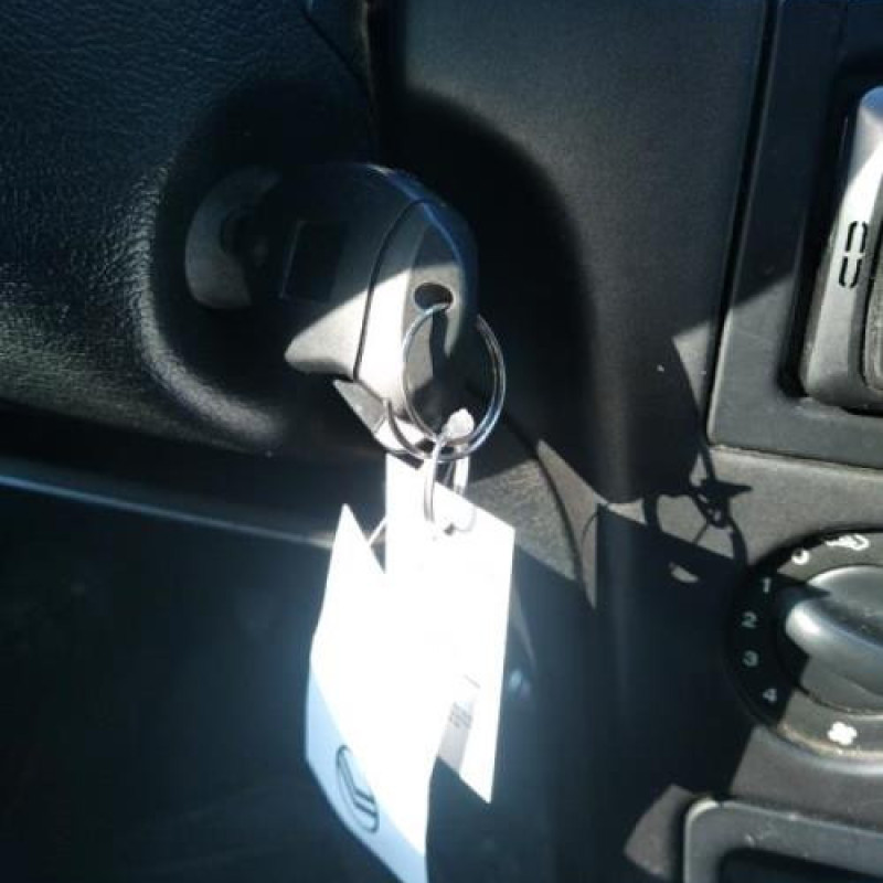 Leve vitre electrique avant droit CITROEN XSARA Photo n°16