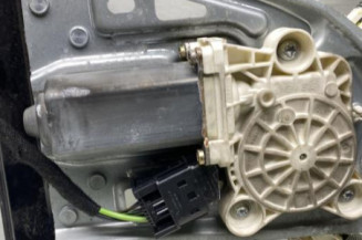 Leve vitre electrique avant gauche MERCEDES CLASSE C 203