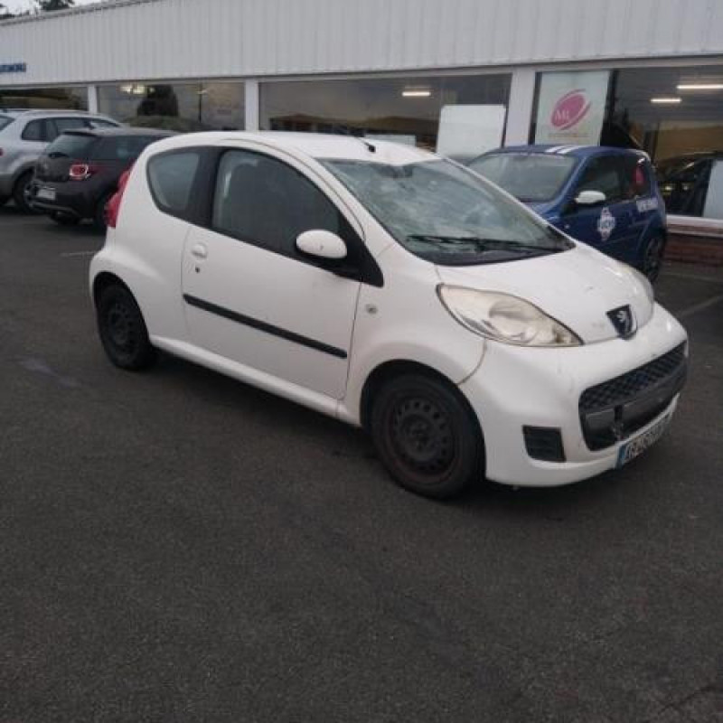 Leve vitre electrique avant gauche PEUGEOT 107 Photo n°6