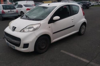 Leve vitre electrique avant gauche PEUGEOT 107