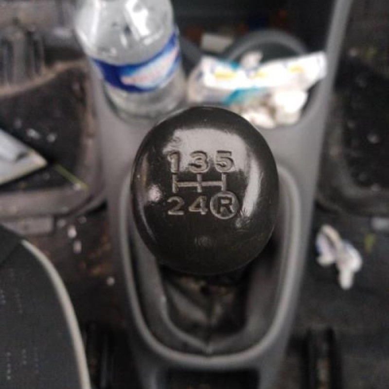 Leve vitre electrique avant gauche PEUGEOT 107 Photo n°11