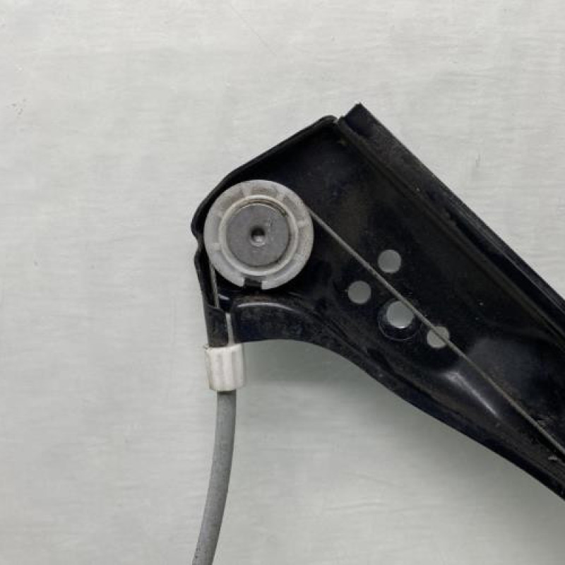 Leve vitre electrique avant droit VOLKSWAGEN GOLF 5 Photo n°4