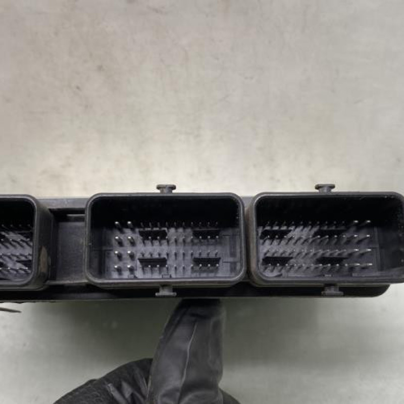 Calculateur moteur RENAULT KANGOO 2 Photo n°4