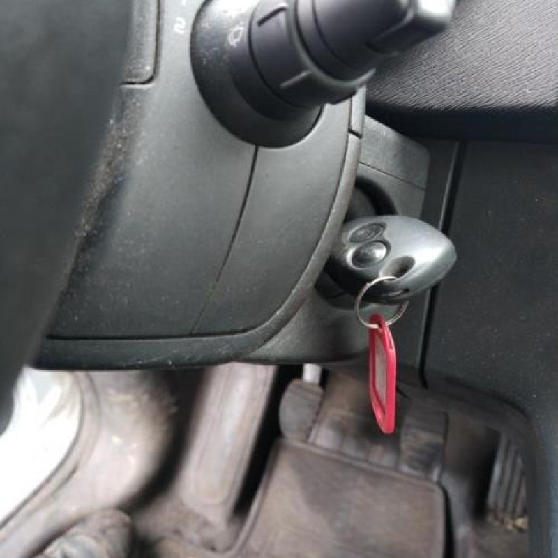 Calculateur moteur RENAULT KANGOO 2 Photo n°13