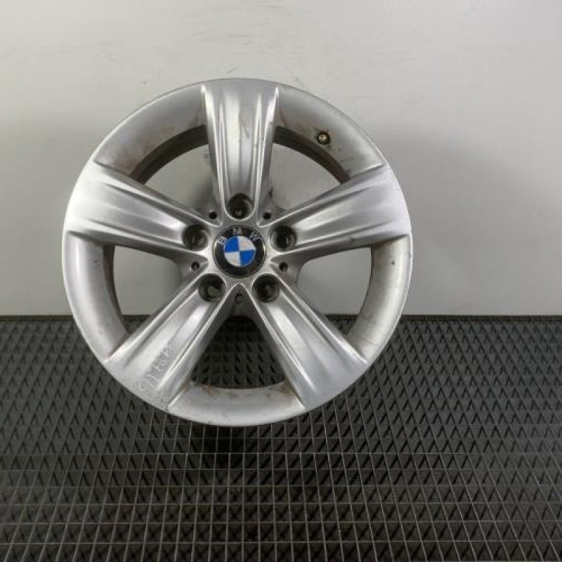 Jante BMW SERIE 3 F30/F80 Photo n°1