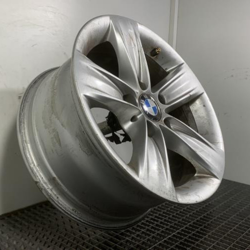 Jante BMW SERIE 3 F30/F80 Photo n°3