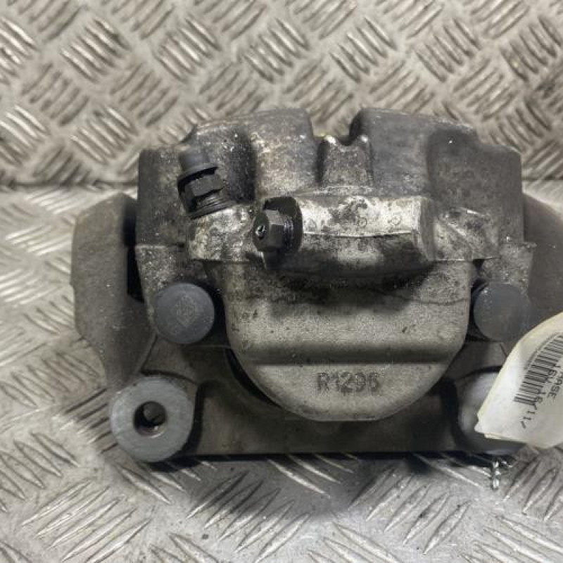 Etrier avant droit (freinage) BMW SERIE 5 F11 Photo n°4