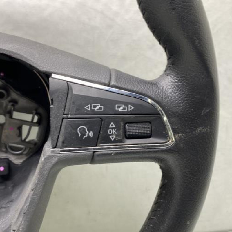 Volant SEAT LEON 3 Photo n°3