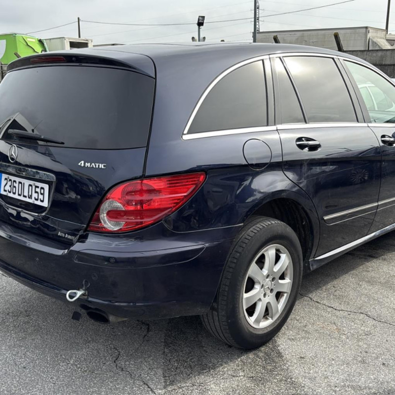 MERCEDES CLASSE R 251 PHASE 1 BREAK 320 3.0 CDI - 24V V6 TURBO 4-MATIC 4X4 Photo n°3