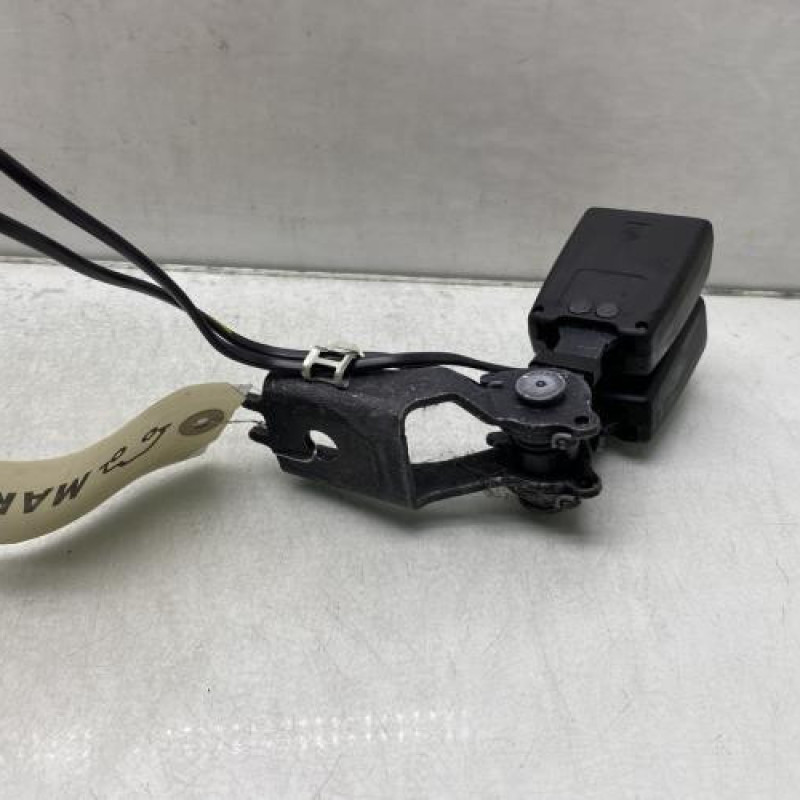 Attache ceinture arriere droit PEUGEOT 308 2 SW Photo n°4