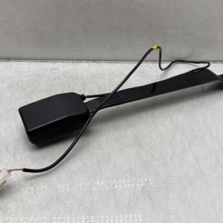 Attache ceinture avant gauche NISSAN QASHQAI 1