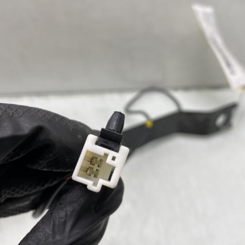 Attache ceinture avant gauche NISSAN QASHQAI 1 Photo n°5