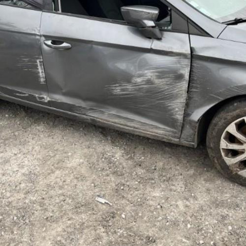 Ceinture arriere gauche SEAT LEON 3 Photo n°10